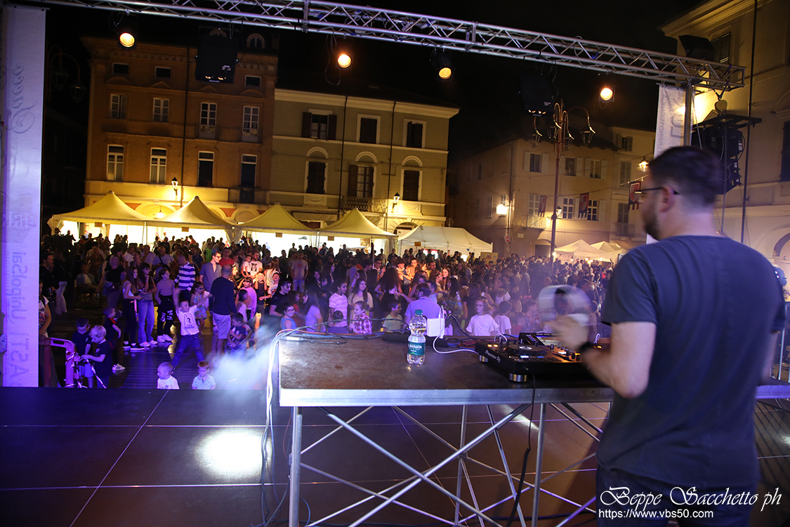 VBS_8402 - VBS_7864 - A Tutta Birra 2022 - ProLoco San Damiano d'Asti - Set vocals Ale Morbell & DJ Cucky.jpg